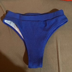 Bikini bottom bleu a little cheeky but not a lot